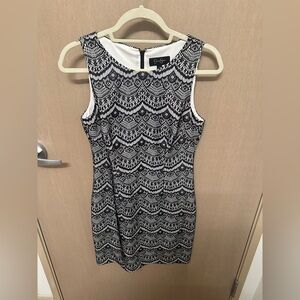 Black and white lace dress size 6 Jessica Simpson, great condition
